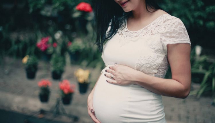 Saúde bucal na gravidez: saiba a importância e os cuidados necessários