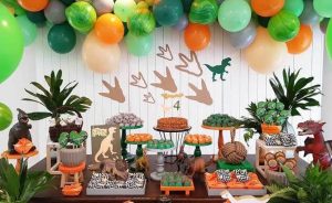 Como fazer uma festa de dinossauro simples?